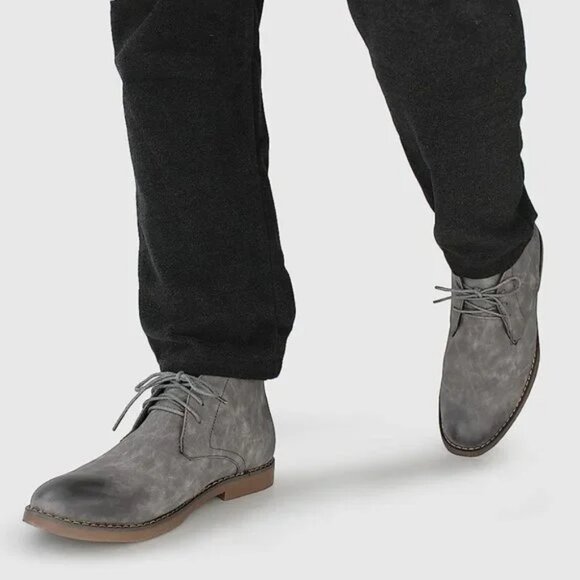 Kenneth Cole New Yoke Wesley Chukka Suede Shoes